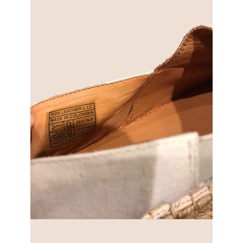 Silvia Cobos White Canvas Espadrille Flats Yellow Flower‎ Embellished Size 11